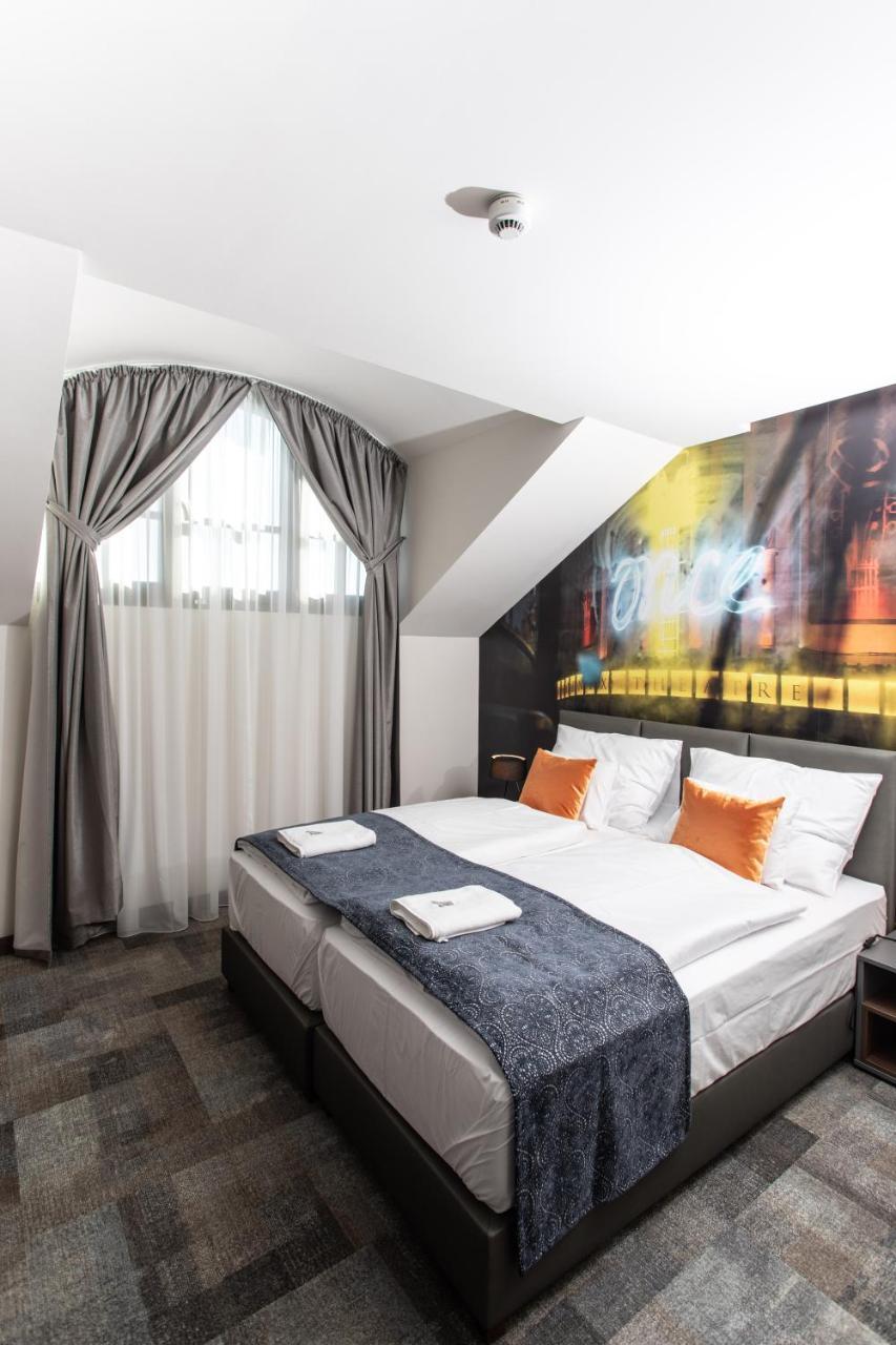 Artis Boutique Hotel Szombathely Exterior foto
